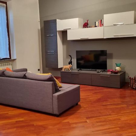 La Casa Di Cris - Milano, Appartamento Zona Sempione Zewnętrze zdjęcie